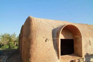 Vivienda con bóveda de tierra proyectada