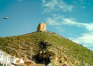 Proyecto camino acceso a castillo